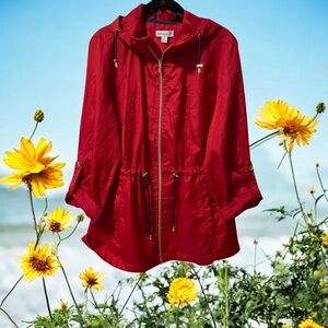 Susan Graver Womens Windbreaker Size M Hooded Lightweight Firey Red Full Zipper